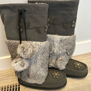 Manitobah Métis Mukluks Size 7